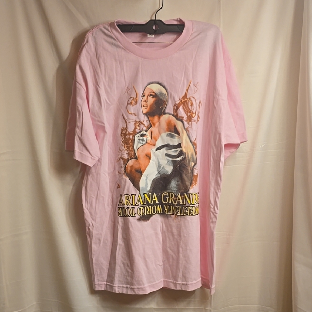 Pink Ariana Grande Graphic T-Shirt Large Size